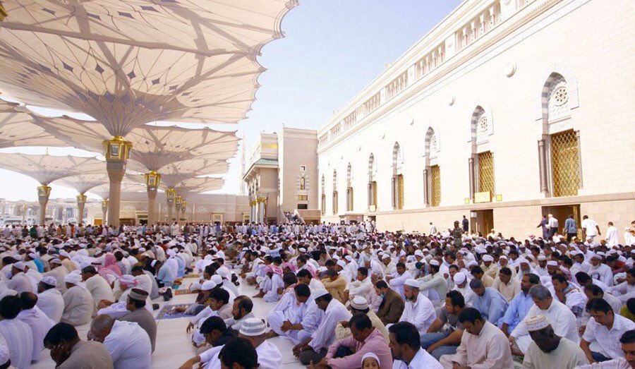 خطيب المسجد النبويّ: التفكر والاعتبار يثبت المرتاب ويحي القلوب وينور البصائر
