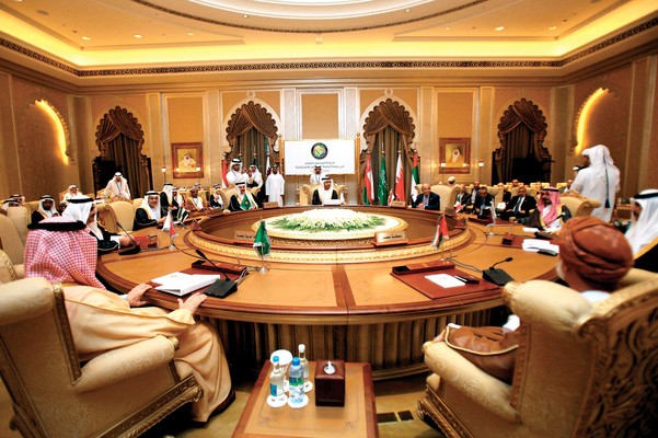 الوزاري الخليجي  يحذر من تفاقم الوضع بسوريا