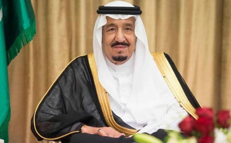 رئيس #الإمارات يهنئ الملك سلمان بـ #ذكرى_البيعة