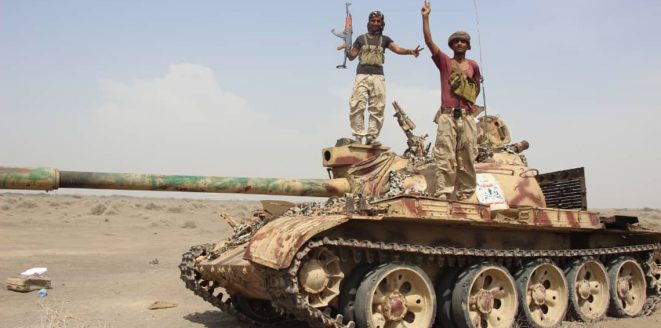 العمالقة تسيطر على منطقة استراتيجية في الحديدة وتقطع إمدادات الحوثي