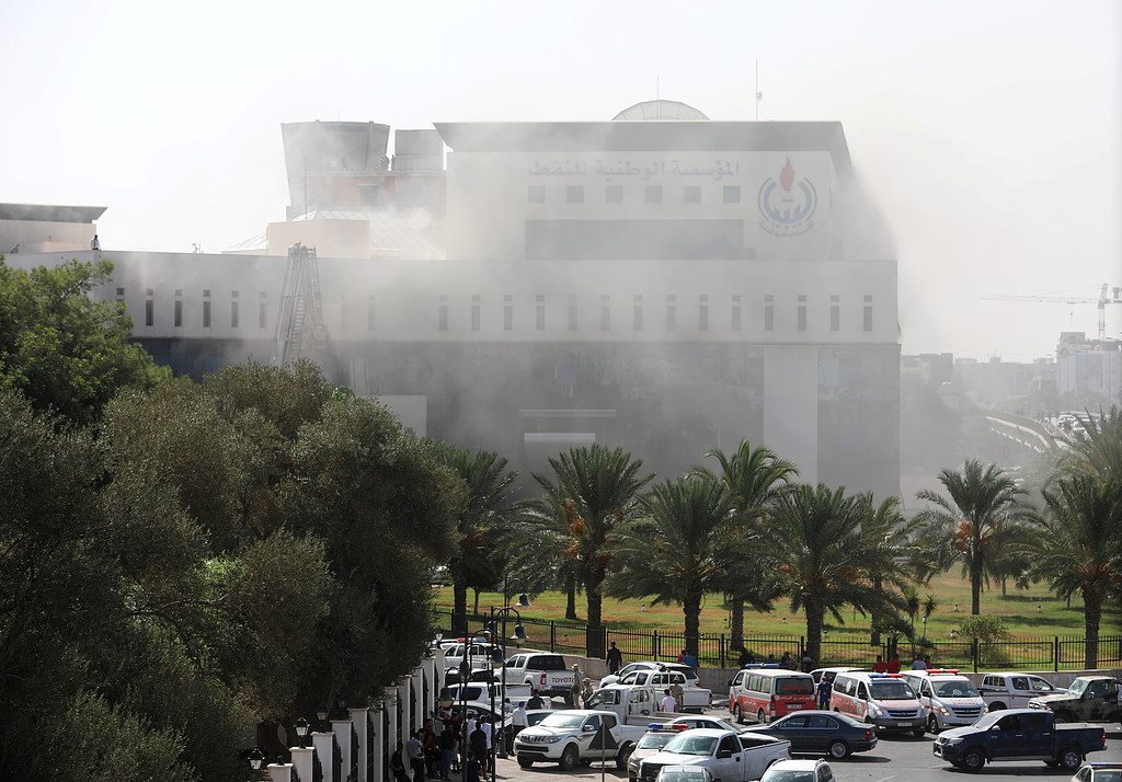 12 قتيلا وجريحًا حصيلة الهجوم الإرهابي على مؤسسة النفط الليبية