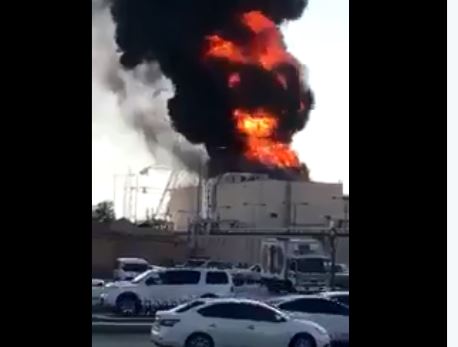 الكهرباء تعتذر للمشتركين وتعلن إعادة الخدمة للمتأثرين بحريق الرياض