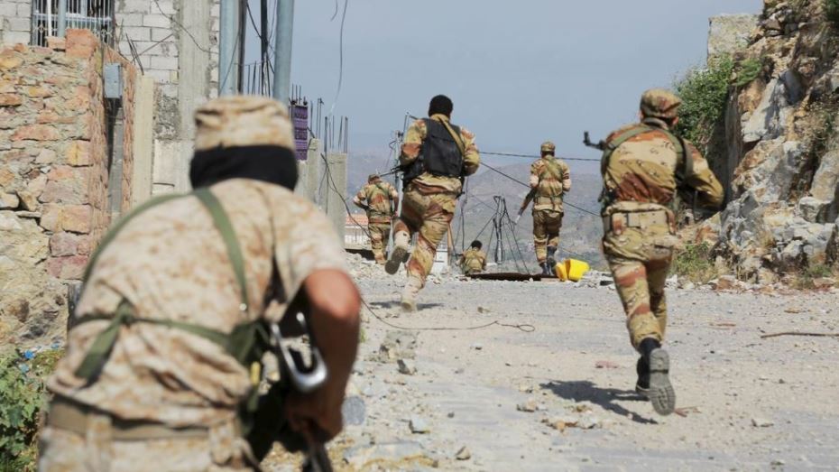 فيديو.. قوات الشرعية تواصل تطهير مواقع جديدة في محافظة البيضاء