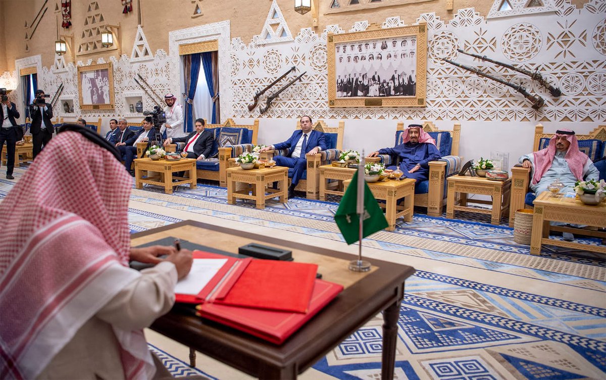 الملك سلمان والشاهد يحضران توقيع اتفاقيتين ومذكرة تفاهم بين المملكة وتونس
