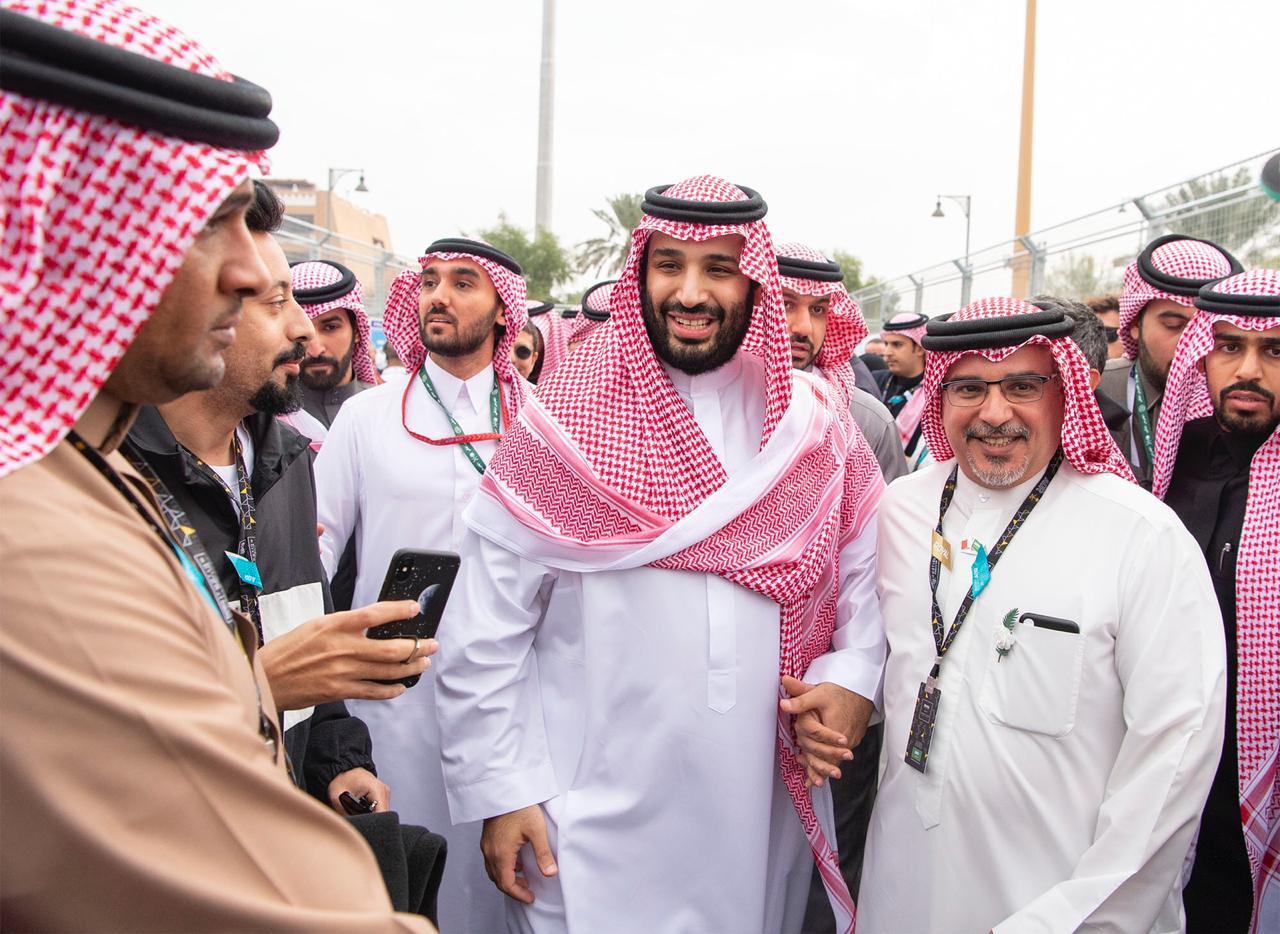 صور.. محمد بن سلمان يشرف #سباق_فورملا_اي_الدرعية