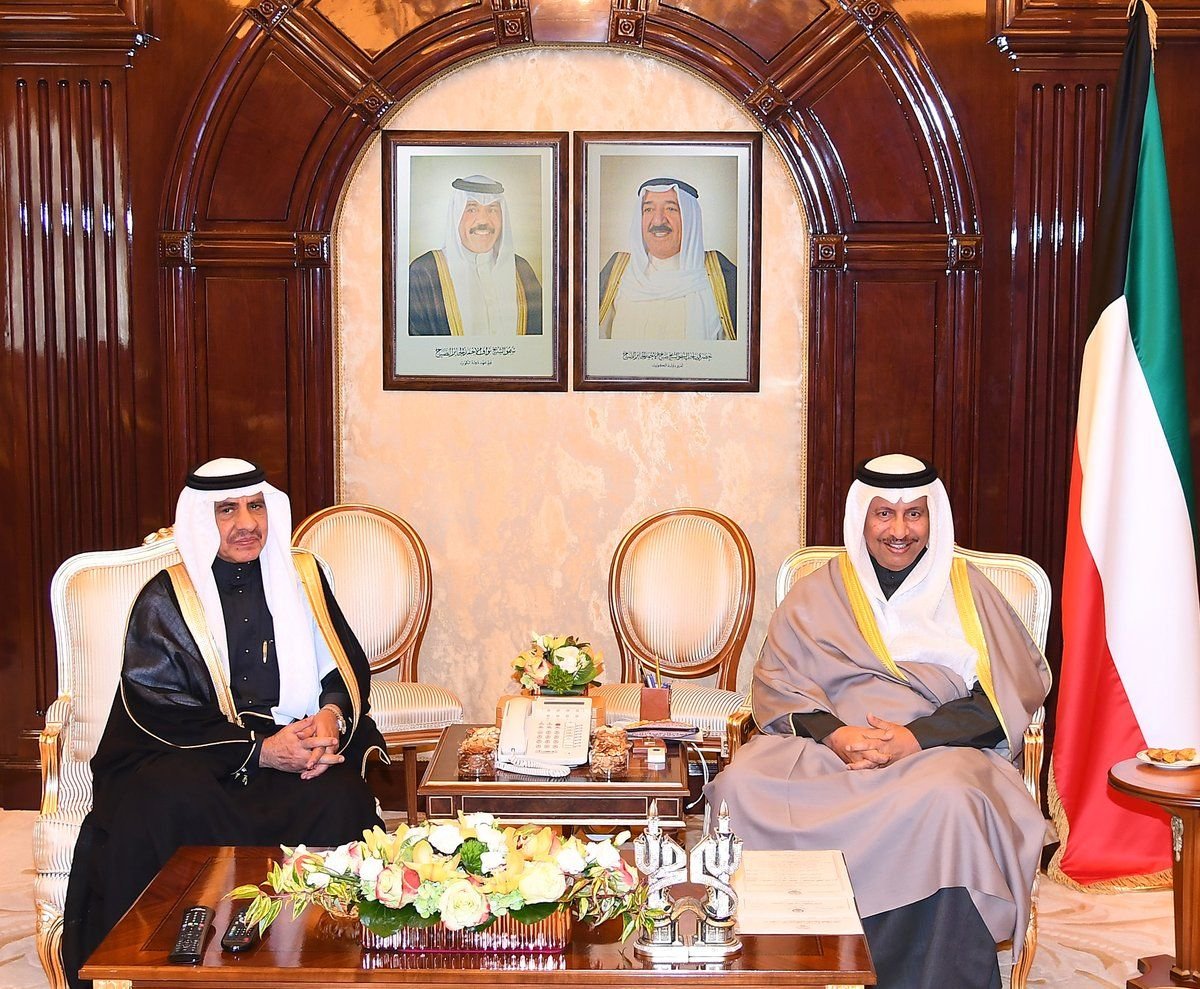 رئيس الوزراء الكويتي يبحث مع وفد الشورى السعودي تعزيز العمل البرلماني