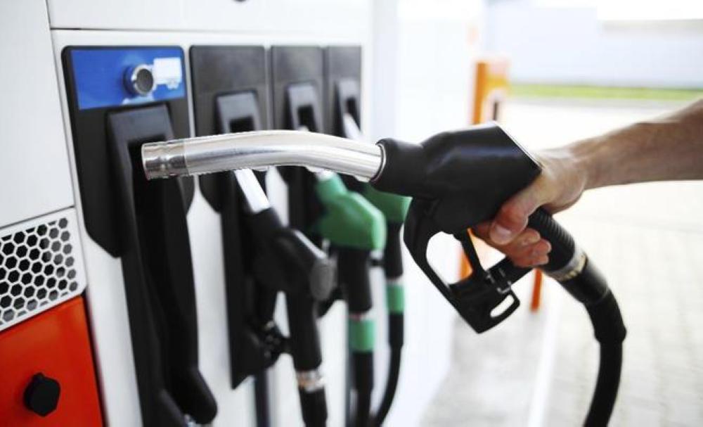 أرامكو تعلن مراجعة أسعار البنزين : تخفيض سعر بنزين 95