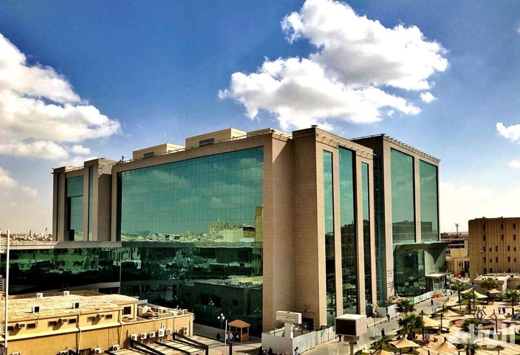 10 وظائف شاغرة في مدينة الملك سعود الطبية