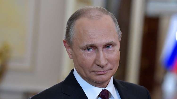 بوتين يثير الجدل بقانون الإنترنت في روسيا