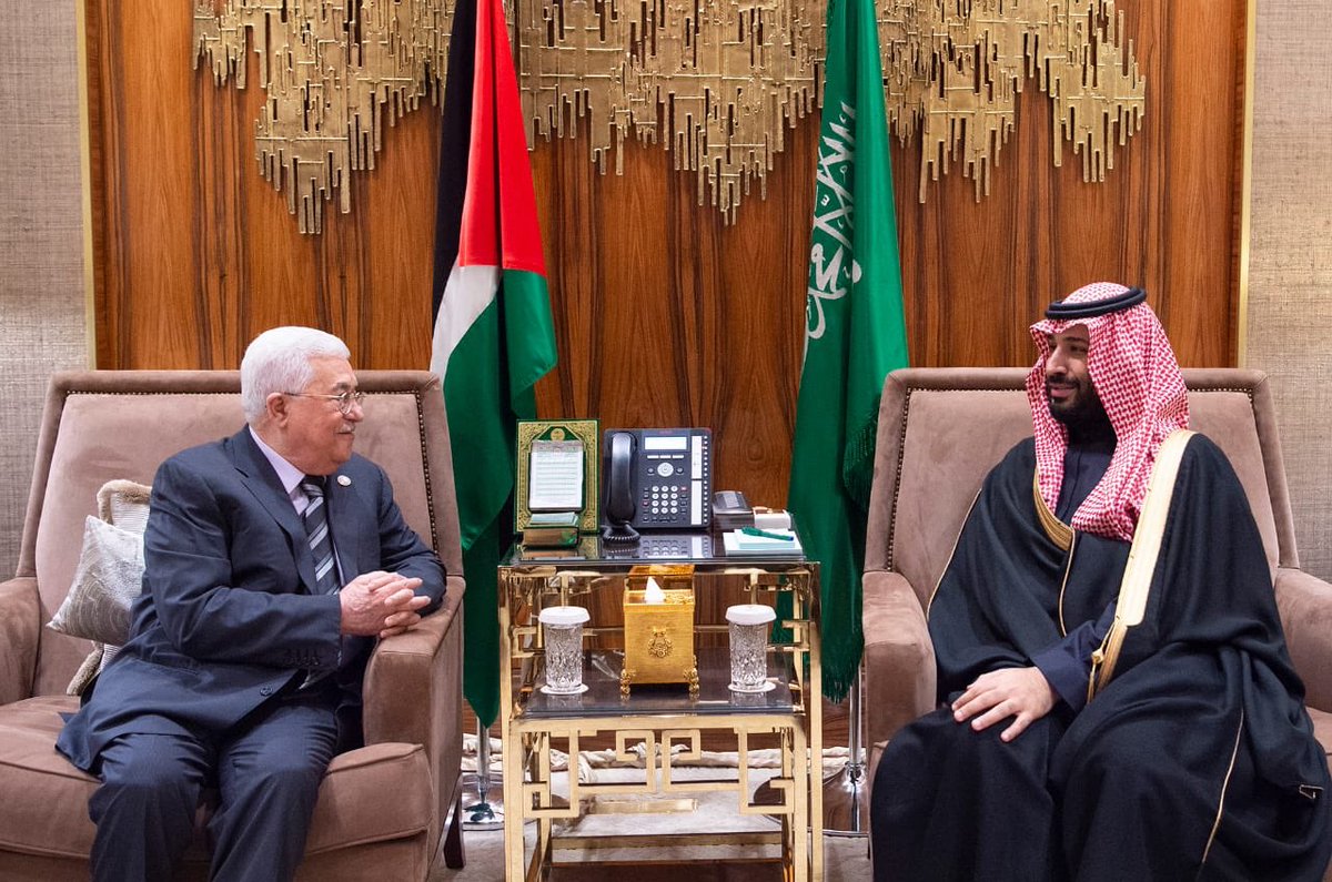 الأمير محمد بن سلمان يبحث مع محمود عباس مستجدات الأوضاع في فلسطين