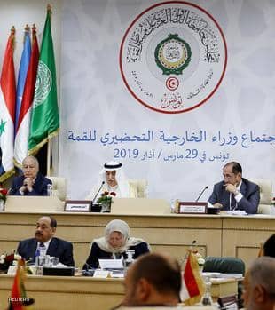 الاجتماع التحضيري لقمة تونس يضع الجولان وفلسطين تحت المجهر