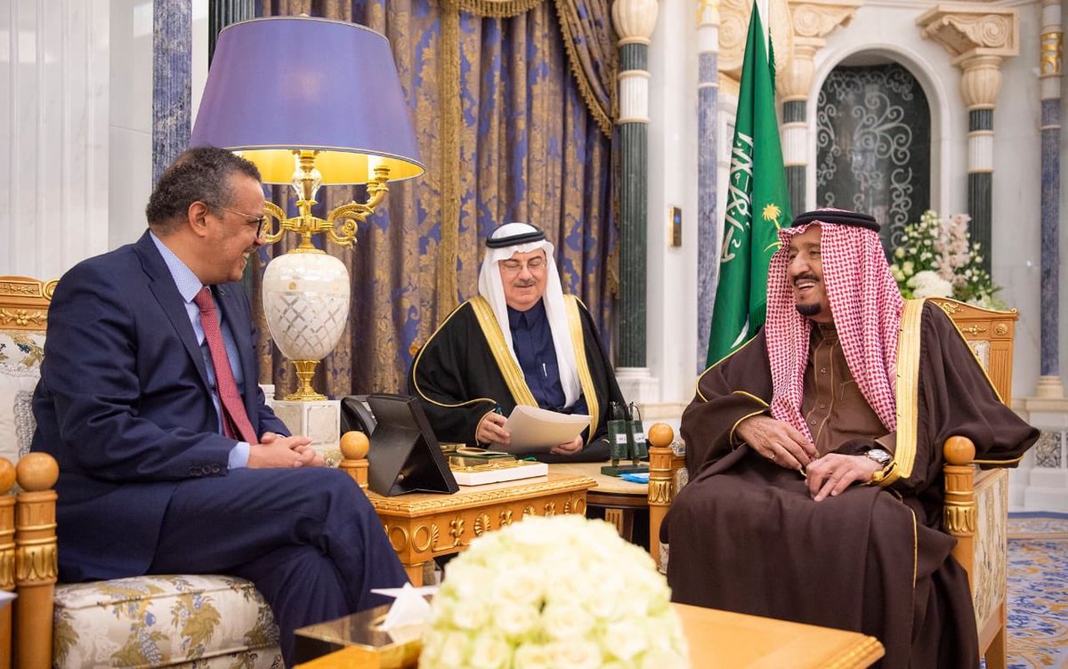 الملك سلمان يستقبل مدير عام منظمة الصحة العالمية