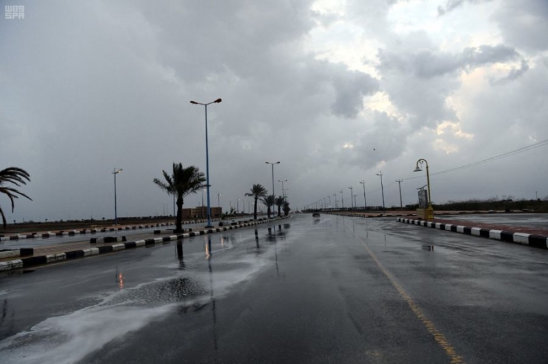 مدني جازان يحذر من الأمطار: اتخذوا احتياطاتكم