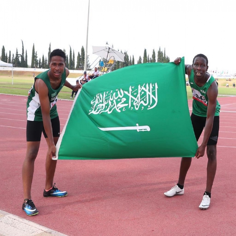 صور.. الماس والزهراني يخطفان ذهبية وفضية سباق 200 متر ...