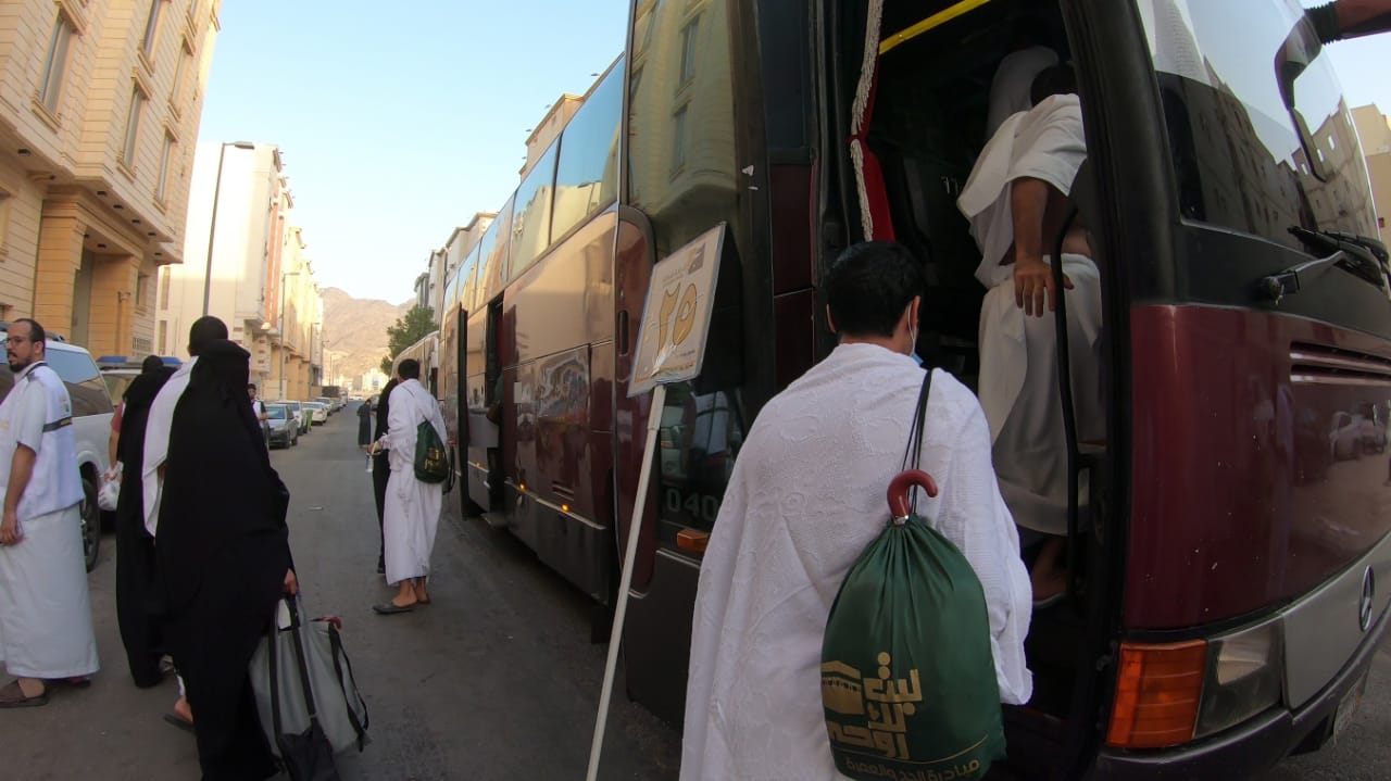 في بادرةٍ هي الأولى من نوعها.. نزلاء السجون يؤدون فريضة الحج