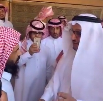 فيديو.. وزير التعليم يعزي والد الطالب معتز: أعطانا درسًا في العفو