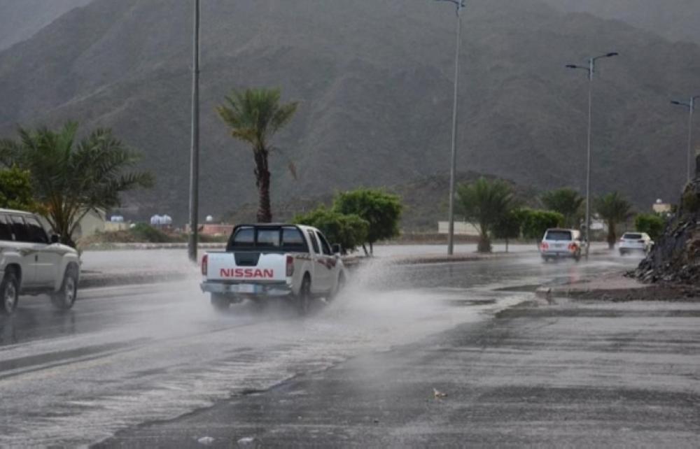 مدني جازان يحذر من تقلبات جوية: ضباب وأمطار رعدية