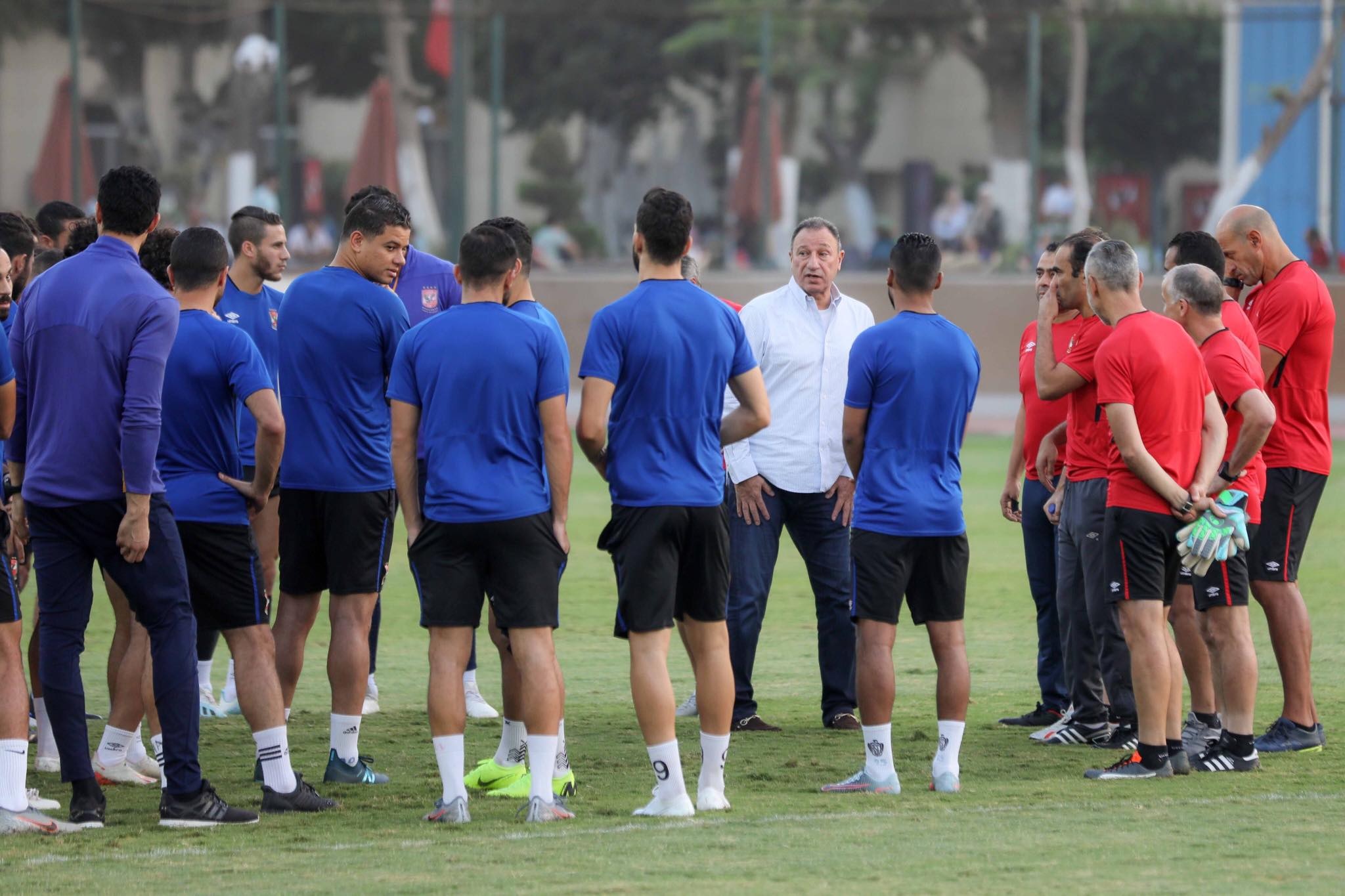 الأهلي يرفض خوض أي مباراة في الدوري المصري قبل القمة