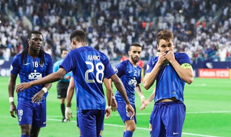 غموض مصير إدواردو مع الهلال