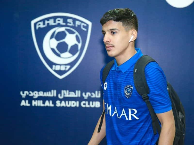 لاعب الهلال ذعار العتيبي