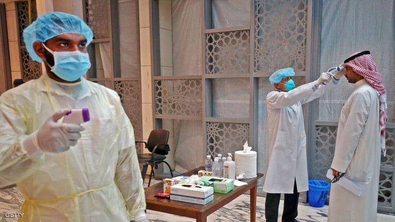 الكويت تسجل 93 إصابة جديدة بفيروس كورونا المستجد