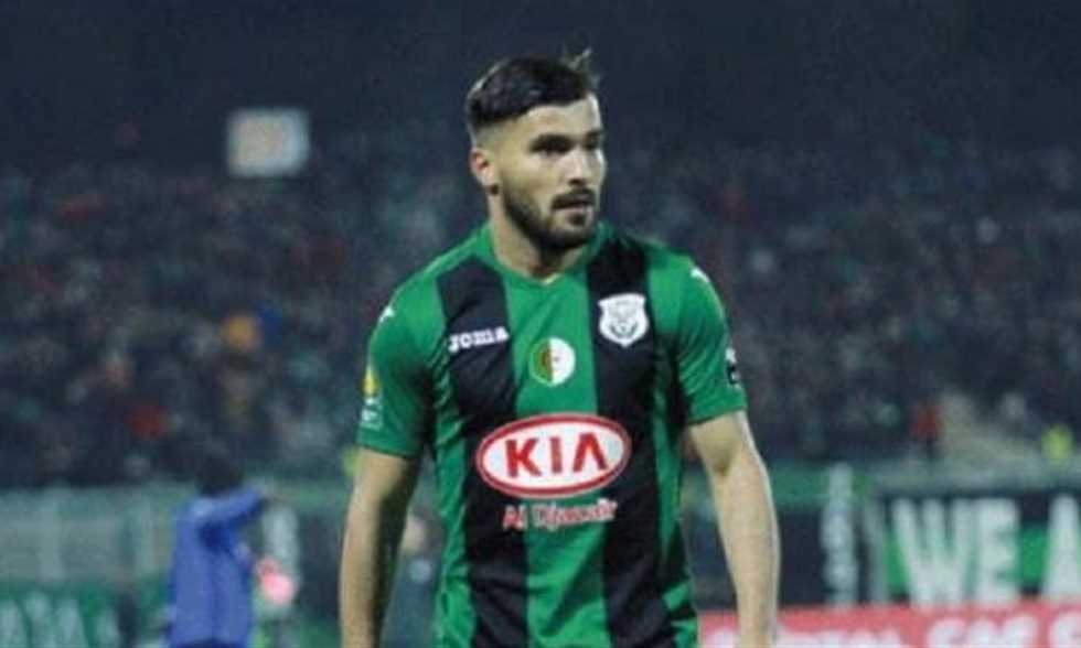 الأهلي قد يفقد فرصة ضم ابن عيادة .. والخلف بديلًا