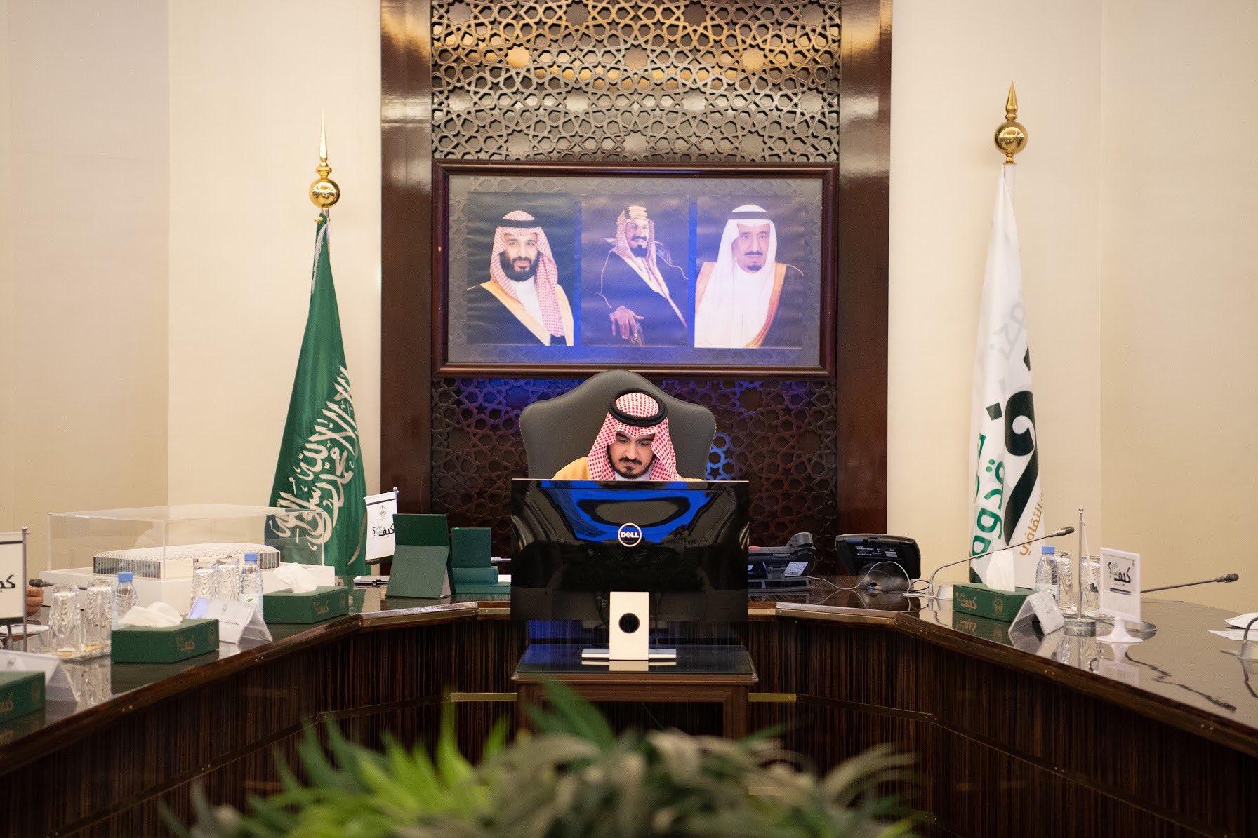 اللجنة التنفيذية للحج برئاسة بدر بن سلطان تناقش خططها المستقبلية للموسم المقبل