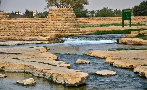السد الحجري بُني قبل 700 عام جنوب الرياض.. هذه قصته