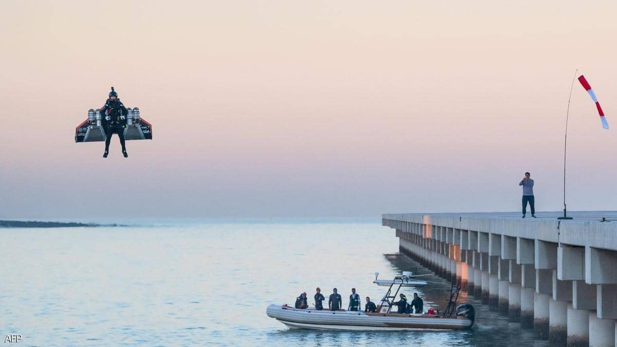 طلعة جوية تقتل الرجل الطائر