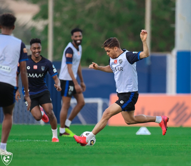 الهلال