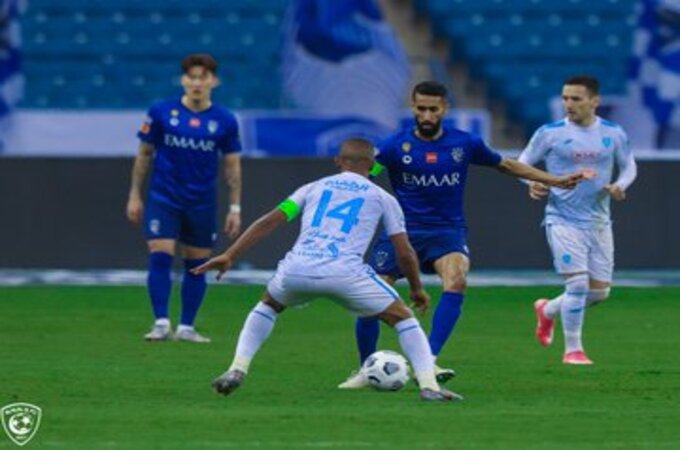 مباراة الهلال والفتح