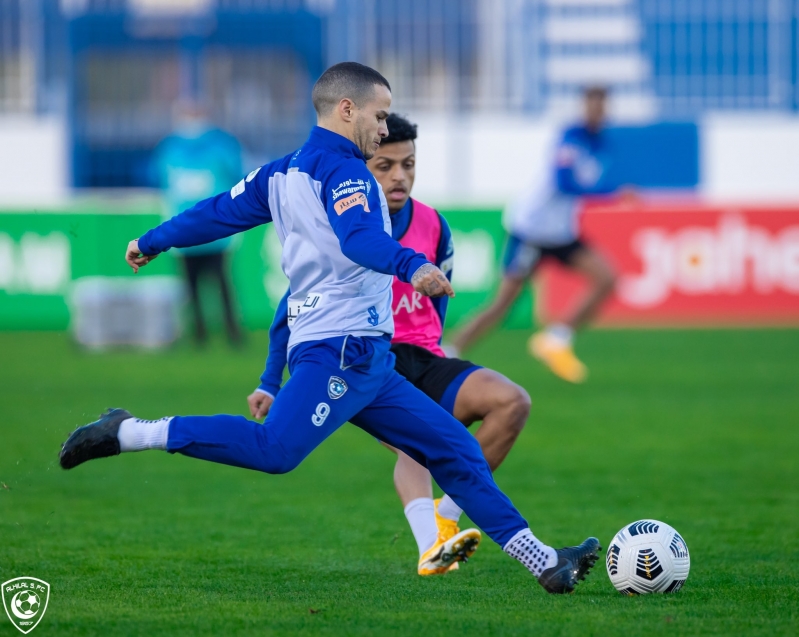 الهلال