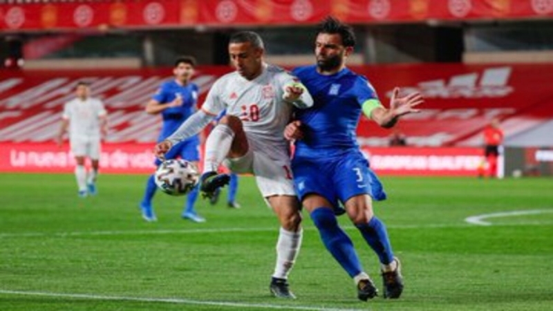 منتخب إسبانيا ضد اليونان