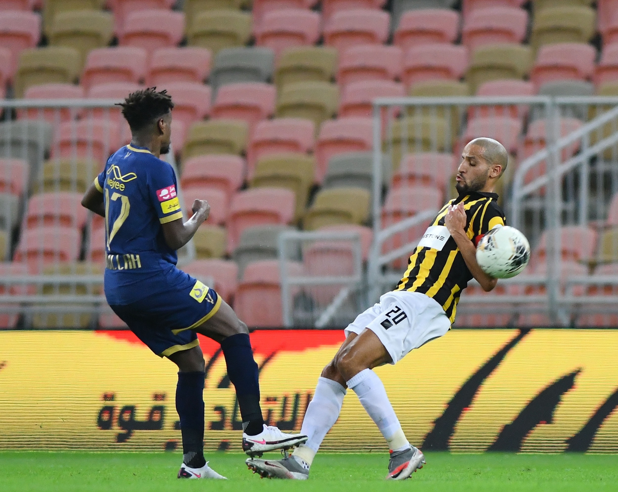 النصر يسعى للفوز على اتحاد كاريلي للمرة الأولى