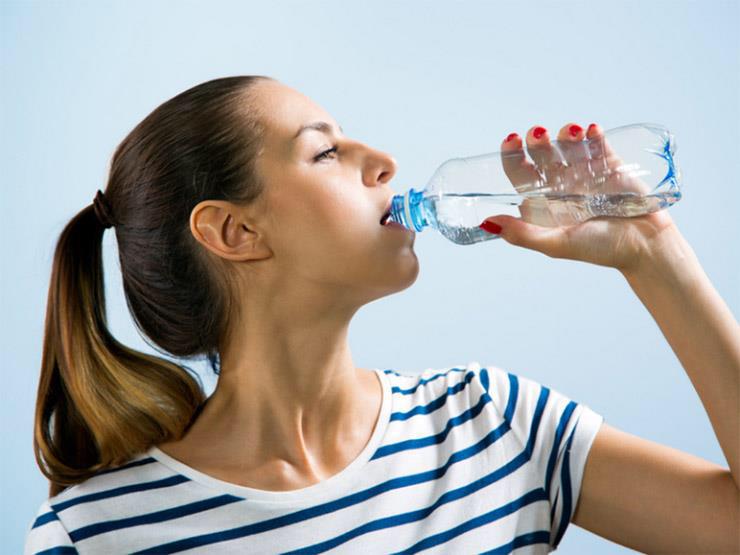 مخاطر قلة شرب الماء يوميًا