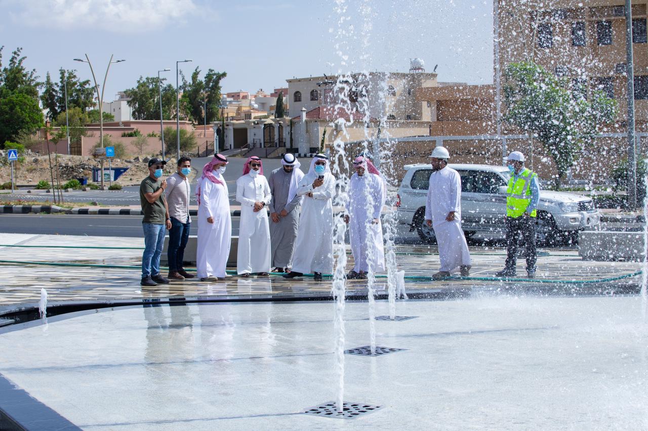 أمين عسير يتابع نسبة إنجاز مشروع حديقة الوطن بأبها