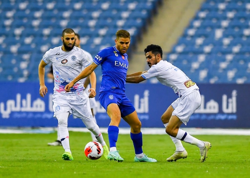 الهلال والباطن 1