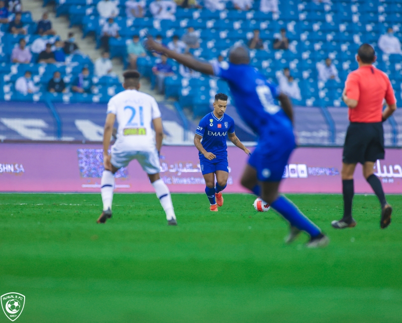 الهلال والباطن