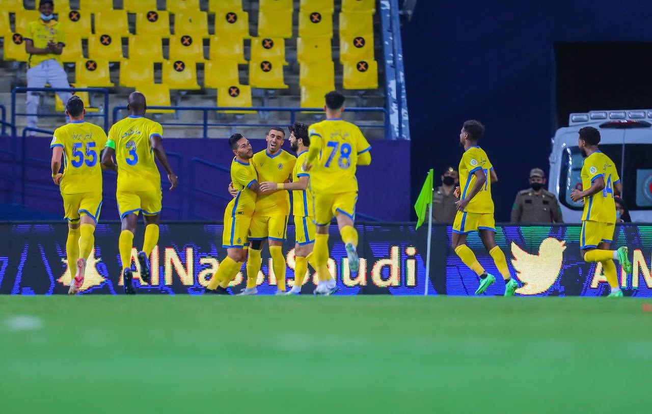 النصر يُنهي الشوط الأول متقدمًا بثلاثية نظيفة