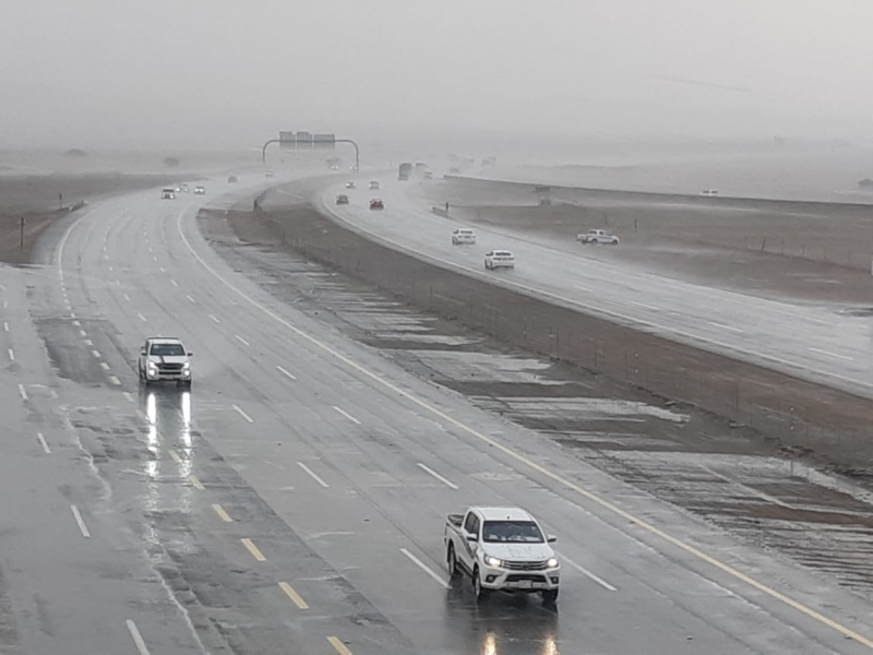 الأرصاد : أمطار مصحوبة بزخات البرد وجريان السيول على 6 مناطق