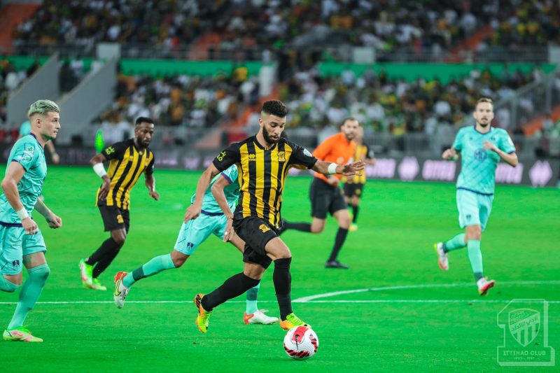 الاتحاد والأهلي