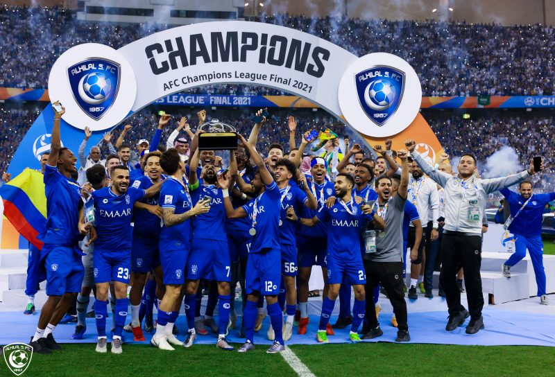 تتويج الهلال بآسيا 2021