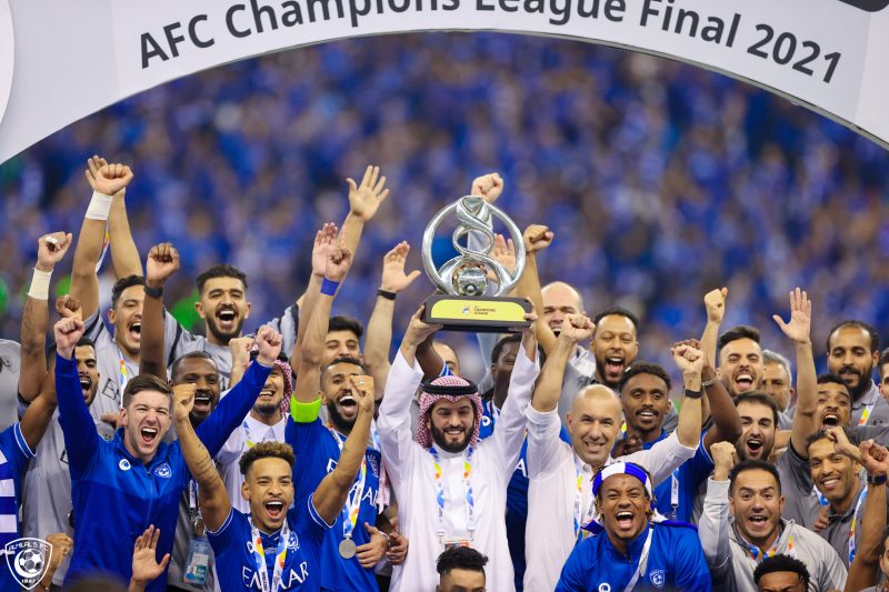 تتويج الهلال بآسيا 2021