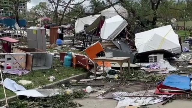 ارتفاع حصيلة قتلى الإعصار راي في الفلبين إلى 208 أشخاص