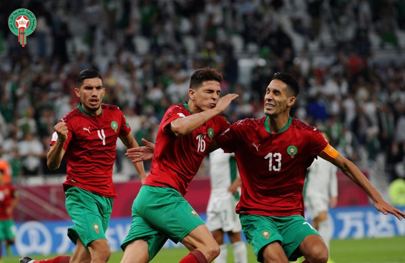 منتخب المغرب أمام الجزائر