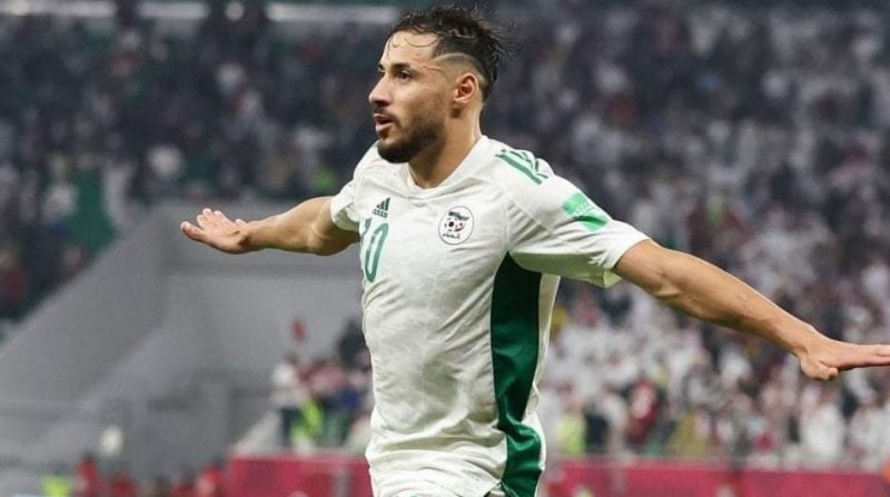 يوسف بلايلي لاعب منتخب الجزائر