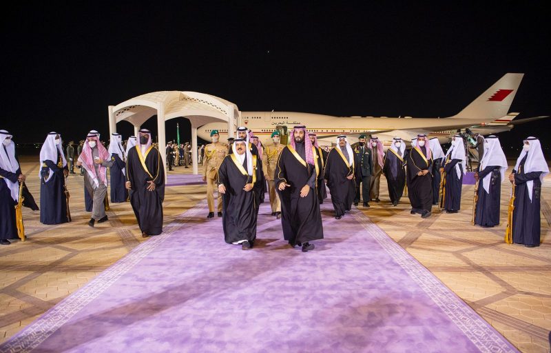 محمد بن سلمان يستقبل ملك البحرين