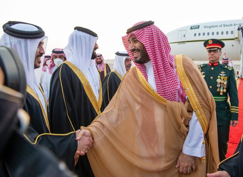 ولي العهد محمد بن سلمان يصل البحرين