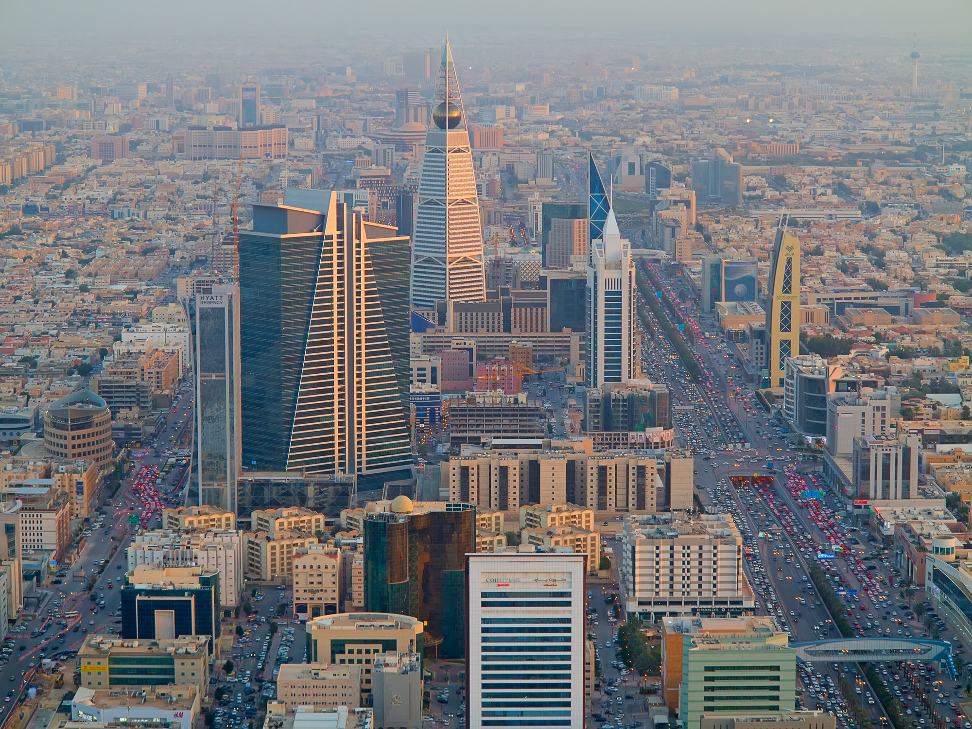 صندوق النقد يتوقع نمو الاقتصاد السعودي بنسبة 7.6 %