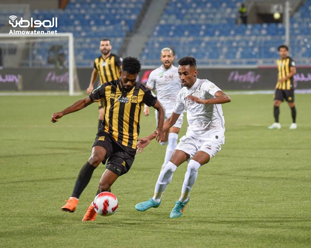 التشكيل المتوقع لـ مباراة الشباب والاتحاد